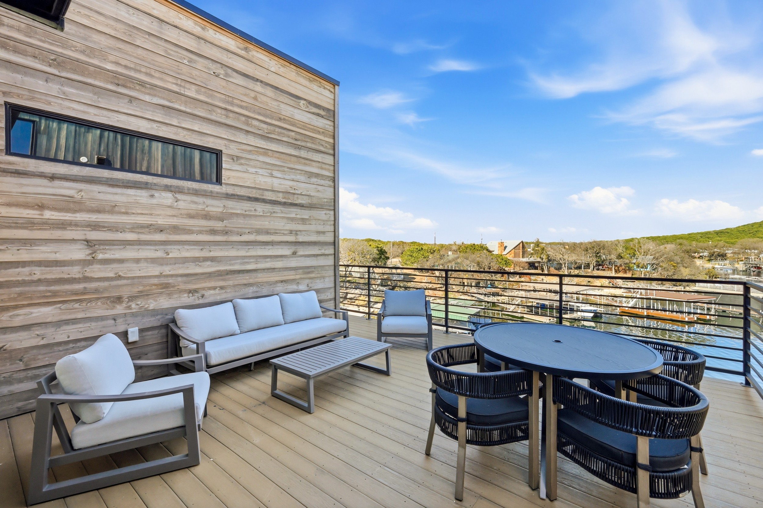 7 Breakwater Bnd RESHOOT FINAL-14