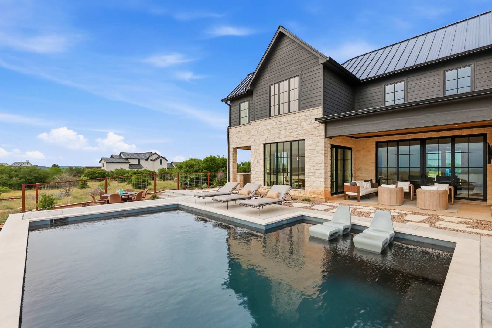 965 E Hells Gate Dr FINAL-22